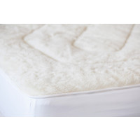 Halcyon Dreams - Woollen Quilts & Underlays