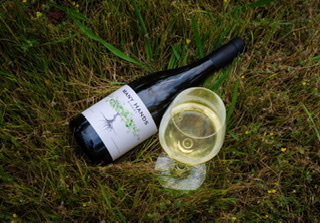 Many Hands Winery - Wine